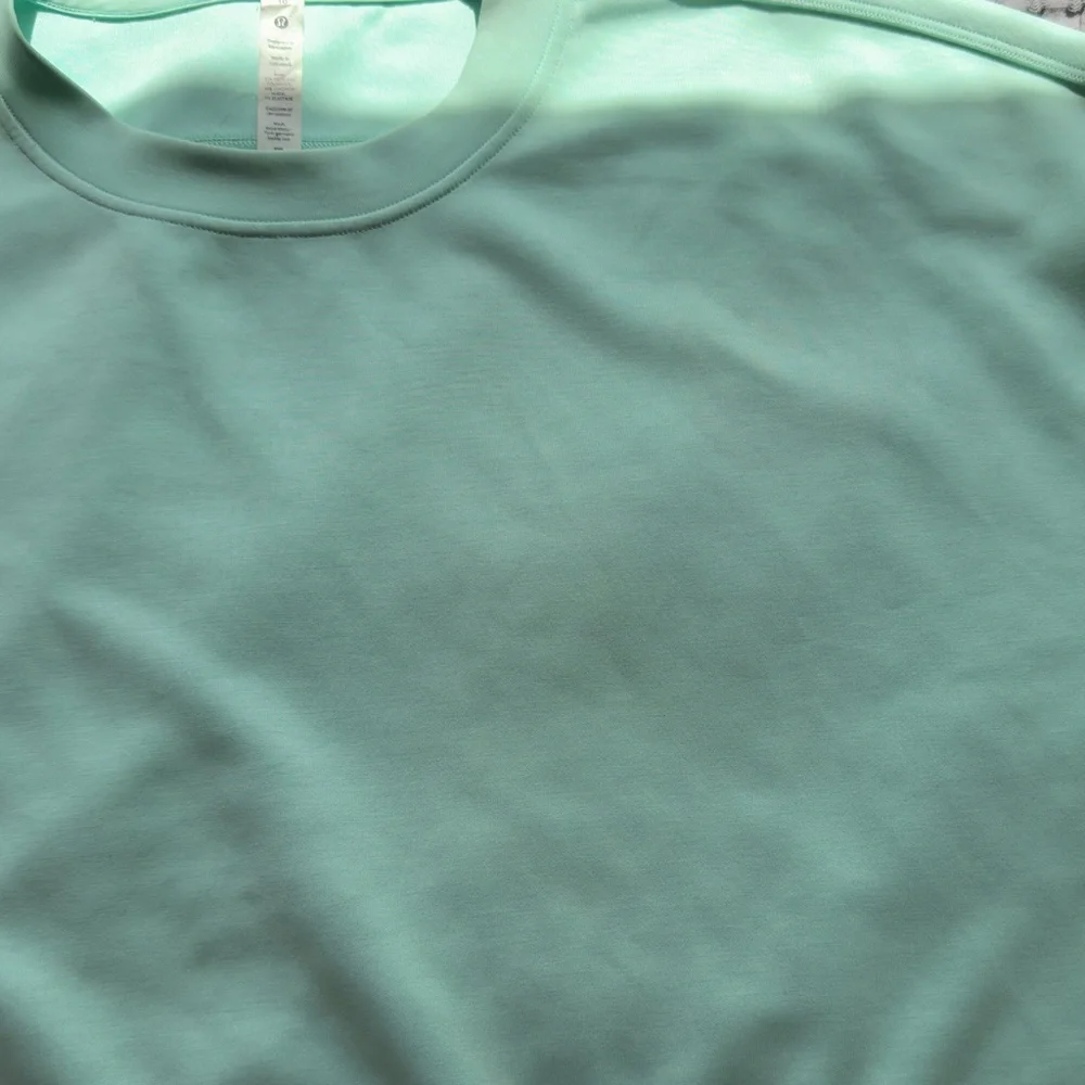 Lululemon Perfectly Oversized Softstreme Crew Size 10 Mint Green